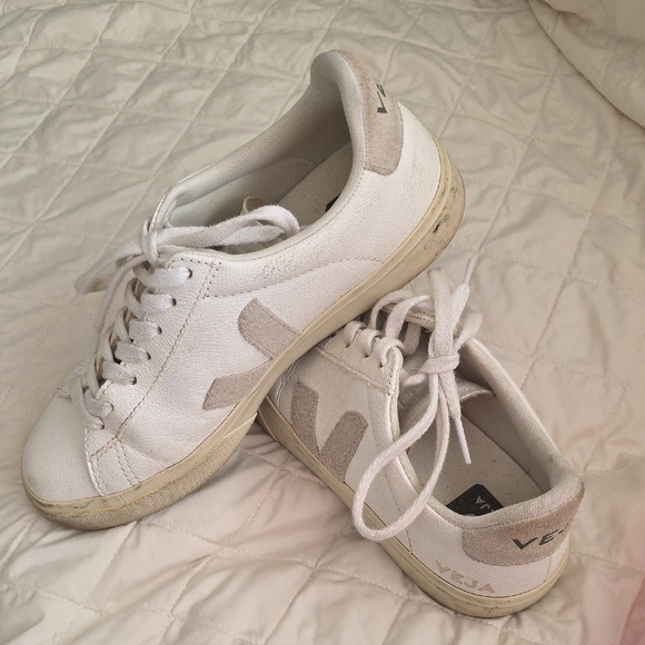 Veja Shoes - Veja Women's White Sneakers Size 7 (Katie # 21)